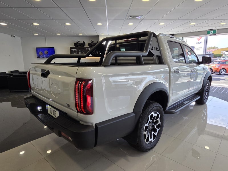 2026 JAC T9 4WD Auto image 4
