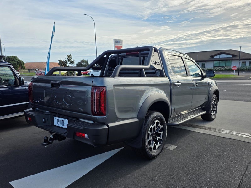 2026 JAC T9 4WD Auto image 4