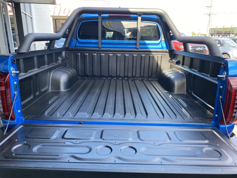 2026 JAC T9 Luxury image 4