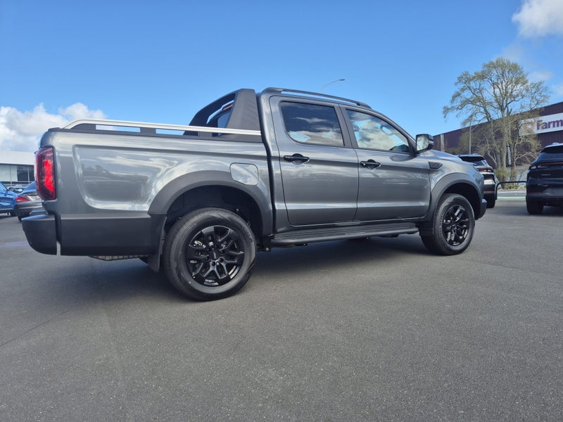 2026 JAC T9 Luxury image 5