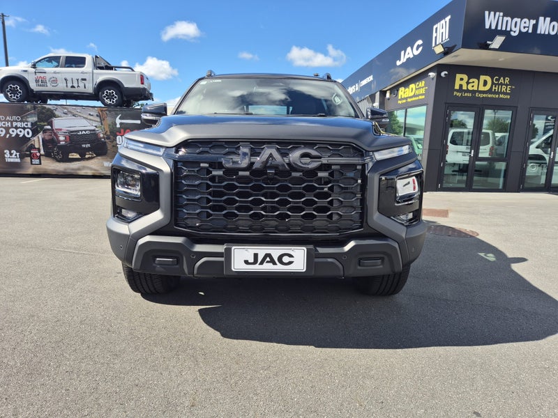 2026 JAC T9 Luxury image 2