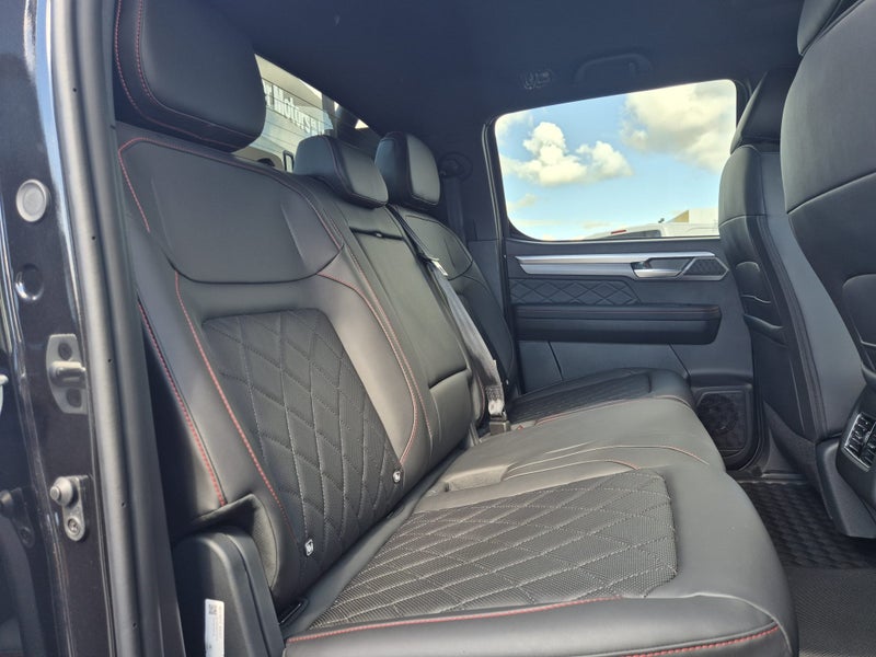 2026 JAC T9 Luxury image 5