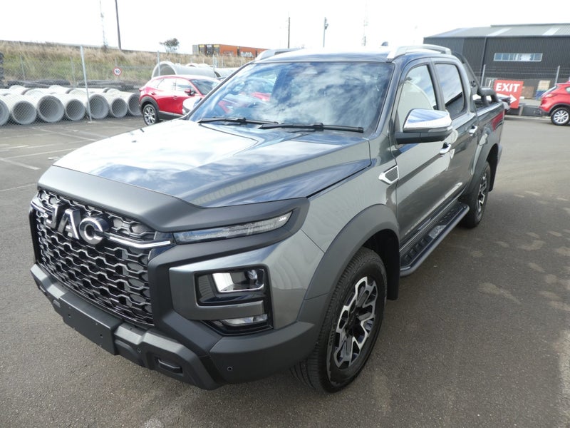 2026 JAC T9 Luxury 4X4 Auto image 3