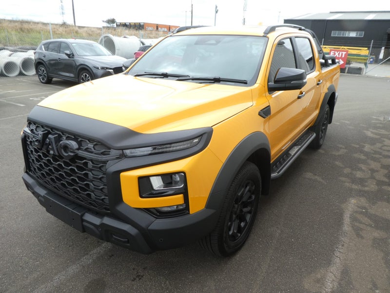 2026 JAC T9 Luxury 4X4 Auto Black Out image 3