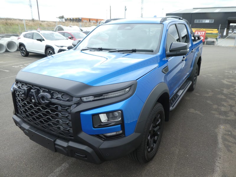 2026 JAC T9 Luxury 4X4 Auto Black Out image 3