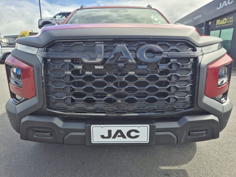 2026 JAC T9 Luxury image 2