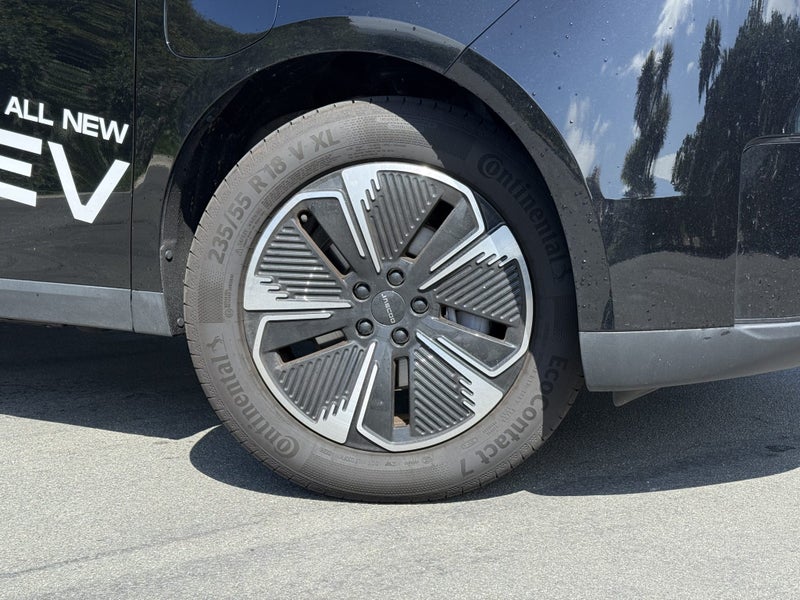 2026 Jaecoo J5 EV Summit FWD image 2