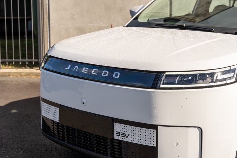 2026 Jaecoo J5 EV Summit FWD image 2