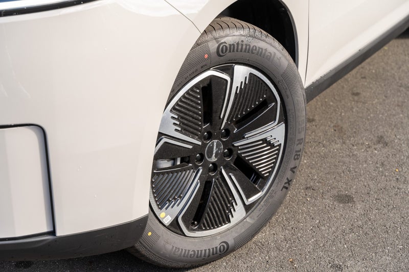 2026 Jaecoo J5 EV Summit FWD image 4