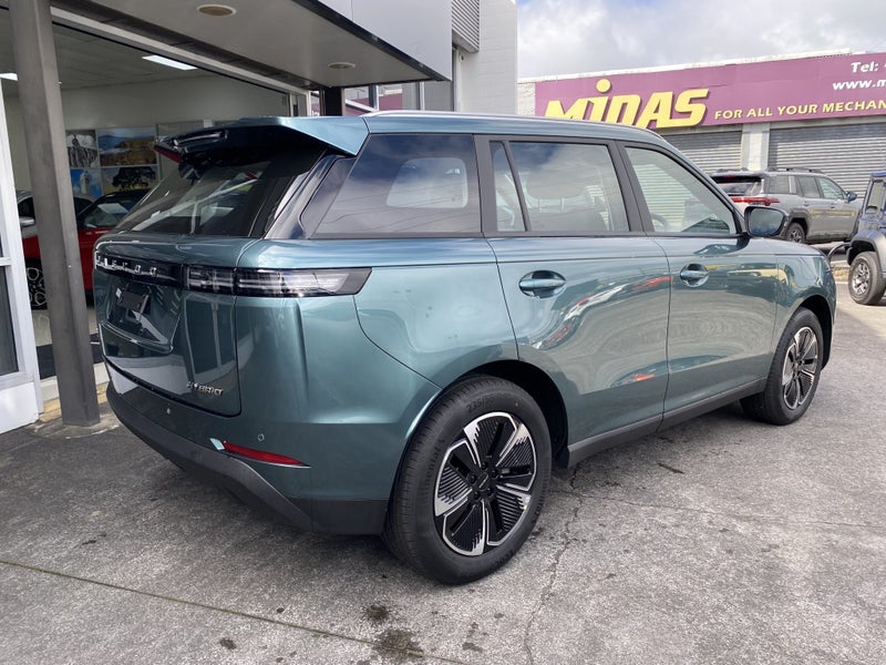 2026 Jaecoo J5 Hybrid image 2