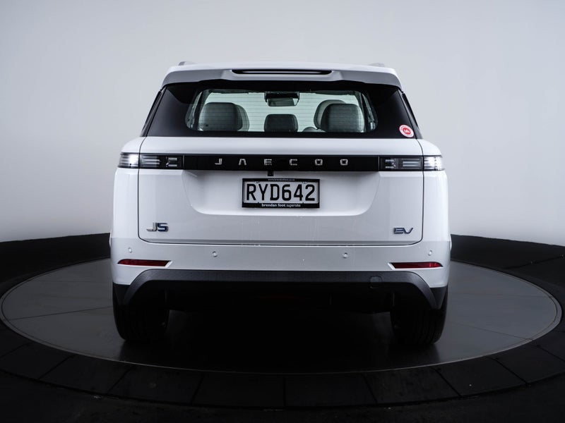 2026 Jaecoo J5 Summit 58.9kWh image 4