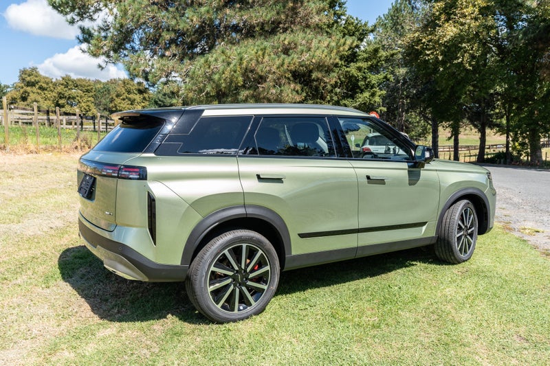 2026 Jaecoo J7 1.6T EX+ DCT AWD image 4