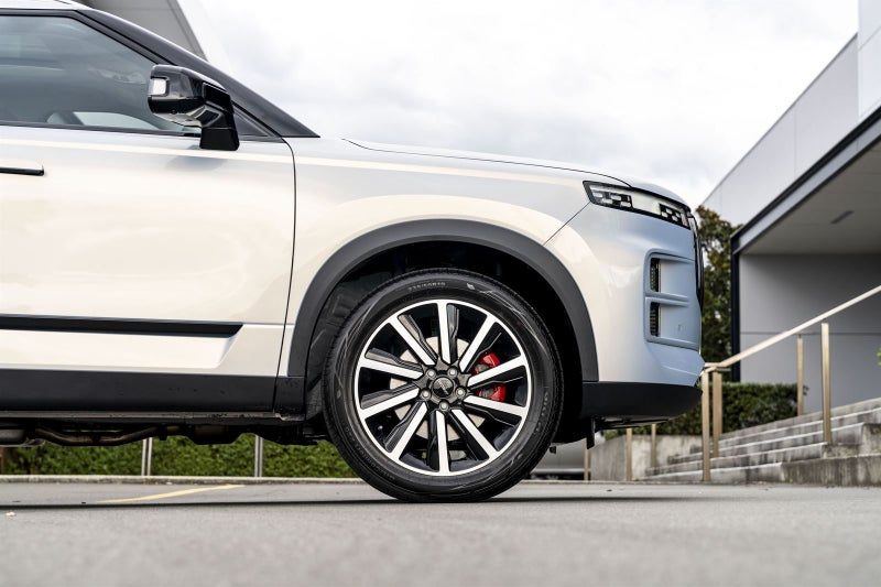 2026 Jaecoo J7 EX Plus image 3