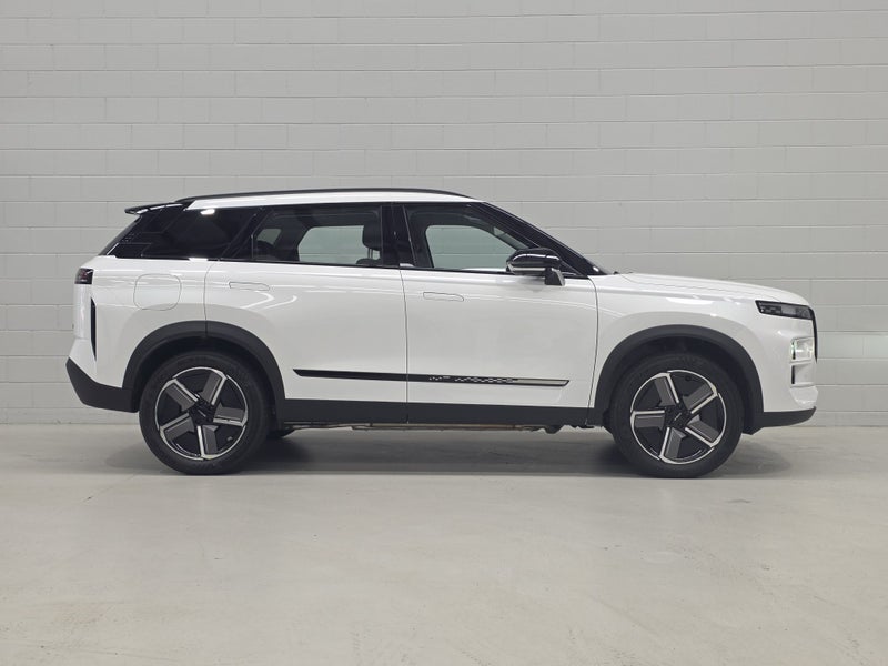 2026 Jaecoo J7 SHS HYBRID FWD image 3
