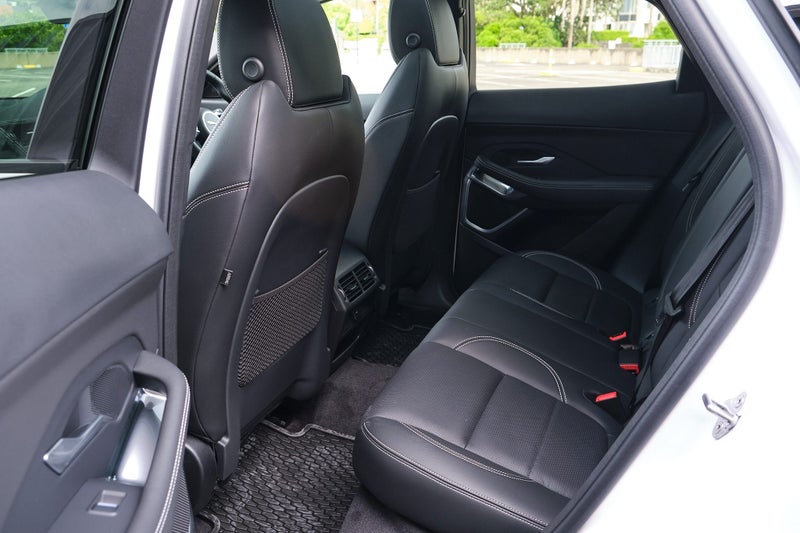 2026 Jaguar E-PACE P250 AWD R-Dynamic SE image 4