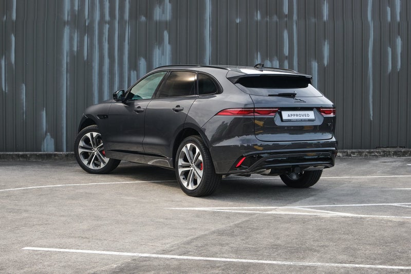 2026 Jaguar F-PACE P250 90th Anniversary Edition image 3