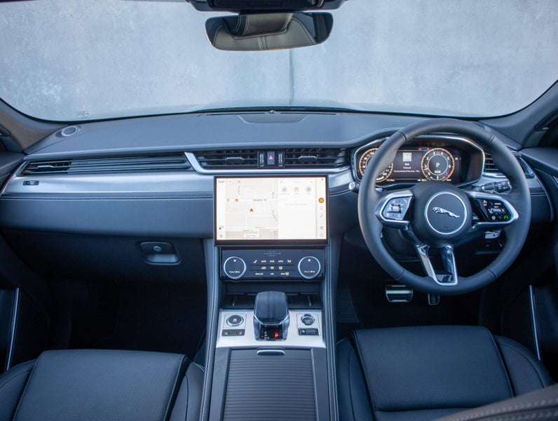 2026 Jaguar F-PACE P250 90th Anniversary Edition image 4