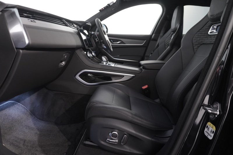 2026 Jaguar F-PACE SVR 575 Edition image 3