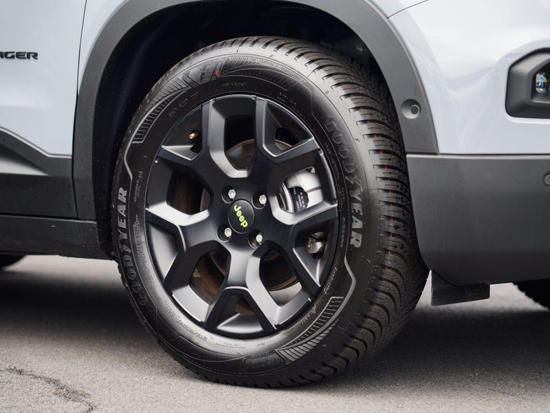 2026 Jeep Avenger Overland 1.2L MHEV image 5