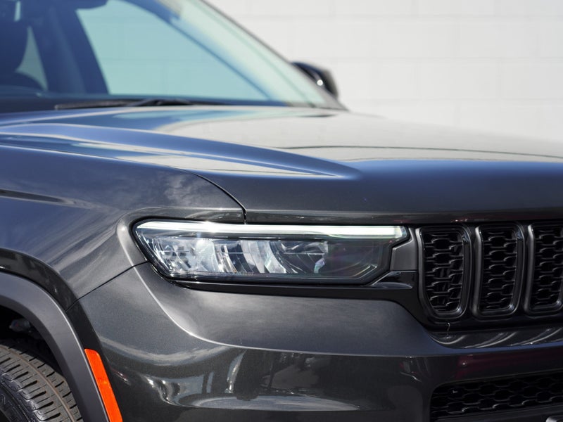 2026 Jeep Grand Cherokee Limited 3.6P 4WD 5Dr W... image 3