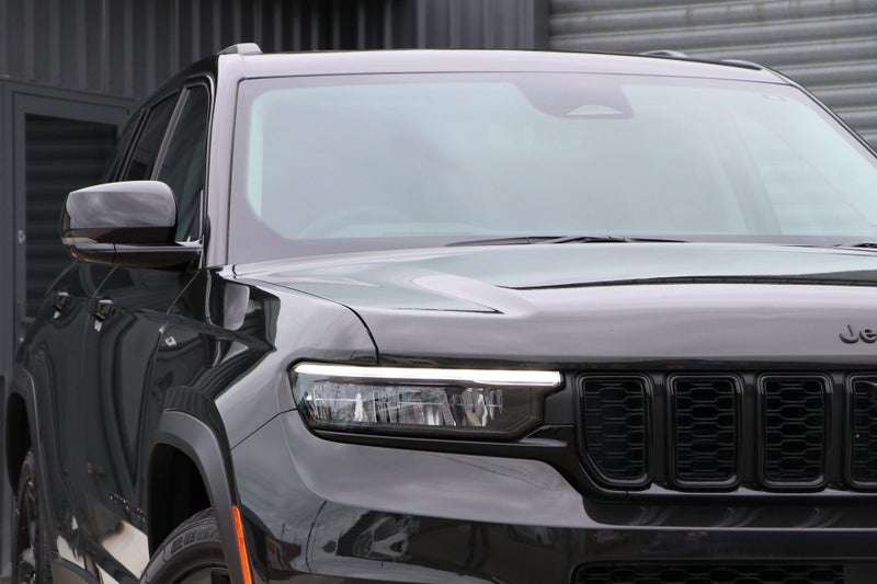 2026 Jeep Grand Cherokee Limited 5-Seat 3.6P (B... image 5