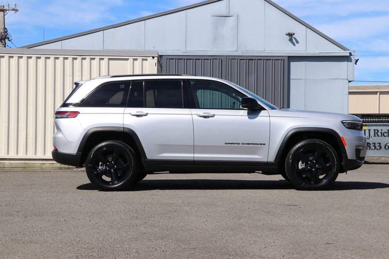 2026 Jeep Grand Cherokee Limited 5-Seat 3.6P (B... image 3