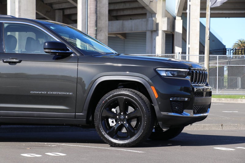2026 Jeep Grand Cherokee Limited 5-Seat 3.6P (B... image 4