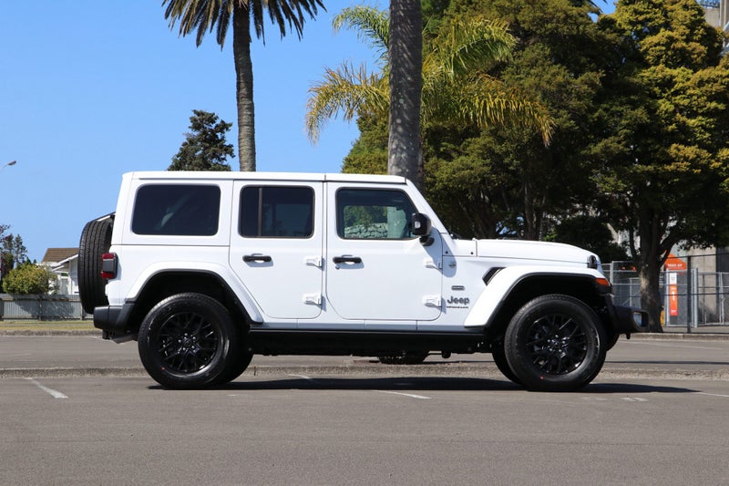 2026 Jeep Wrangler JL Overland 2.0P 4WD 4Dr image 3