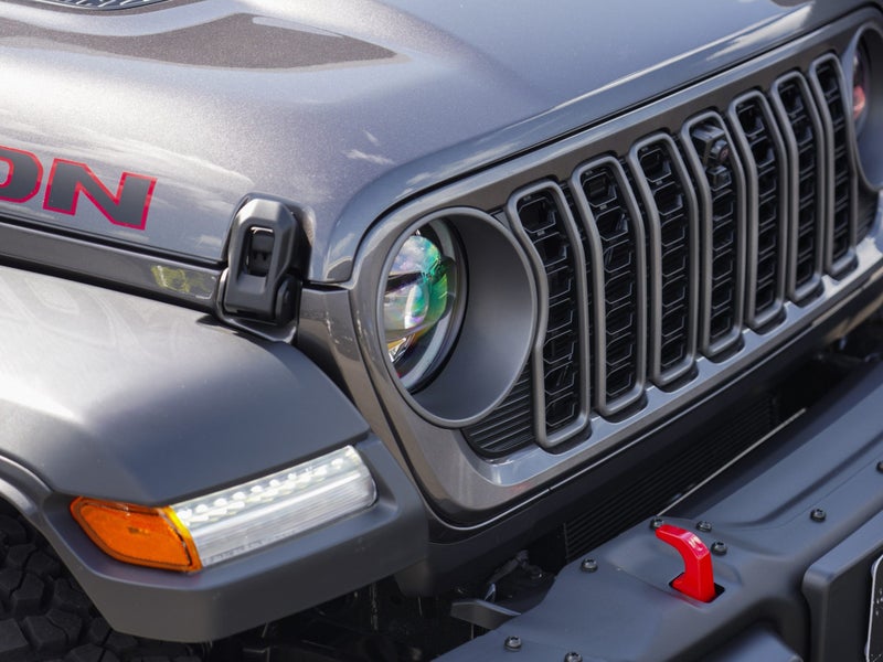 2026 Jeep Wrangler Rubicon 2.0P 4WD 8A 4Dr Wagon image 4