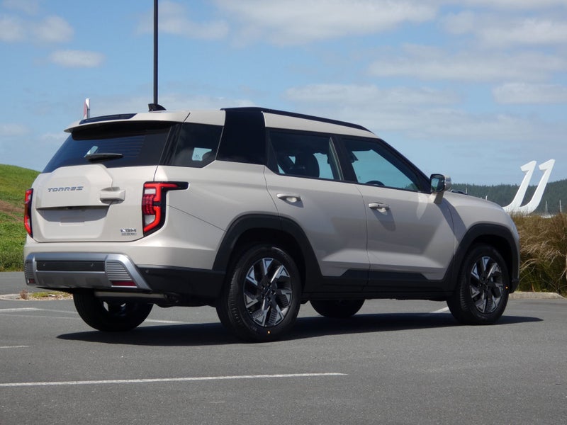 2026 KGM Torres Hybrid Ultimate image 5