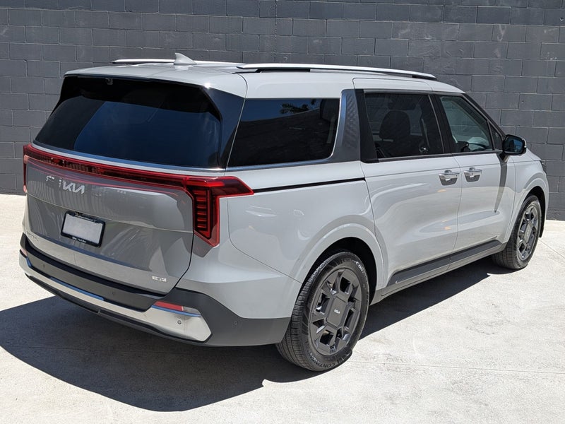 2026 Kia Carnival 1.6T HEV Water image 5