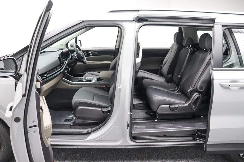 2026 Kia Carnival HEV Light FWD Petrol image 2