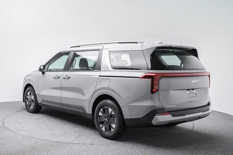 2026 Kia Carnival HEV Light FWD Petrol image 4