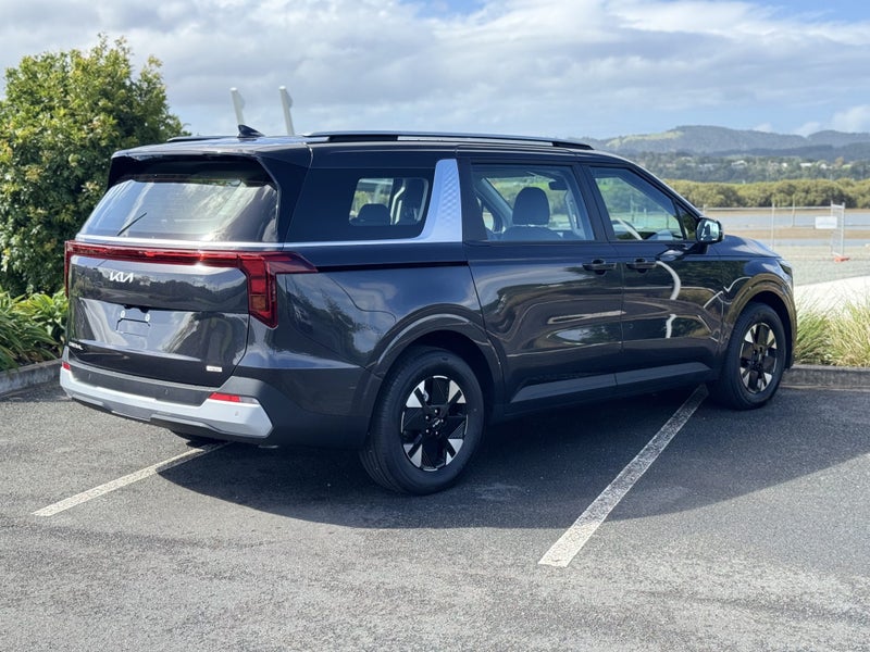 2026 Kia Carnival Light 1.6 Turbo HEV 6 speed auto image 4