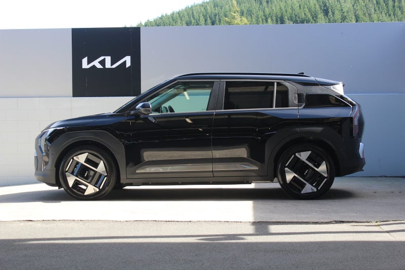 2026 Kia EV3 Earth 2WD LR image 3