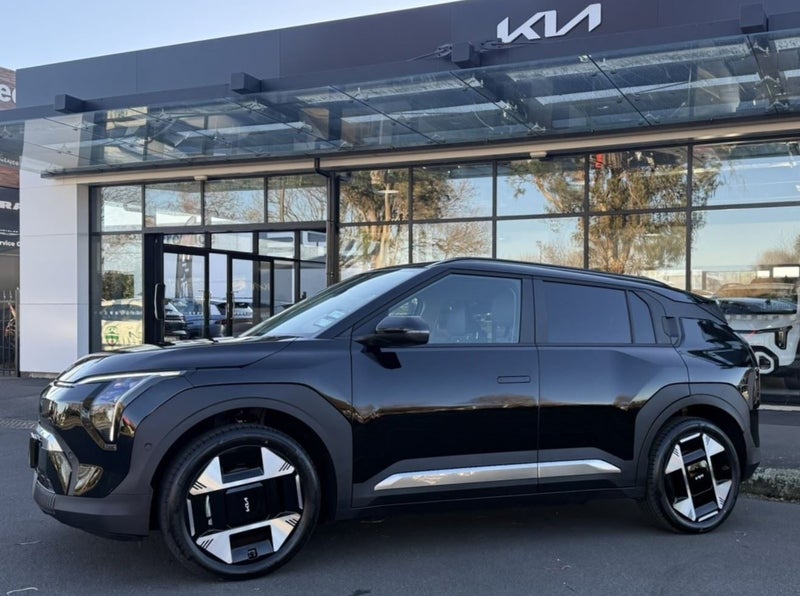 2026 Kia EV3 EARTH LR 2WD image 3