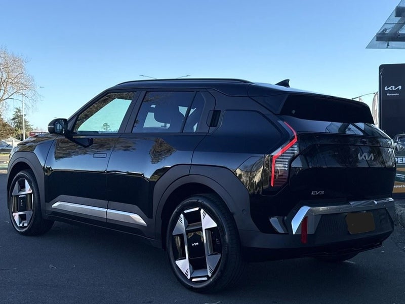 2026 Kia EV3 EARTH LR 2WD image 4