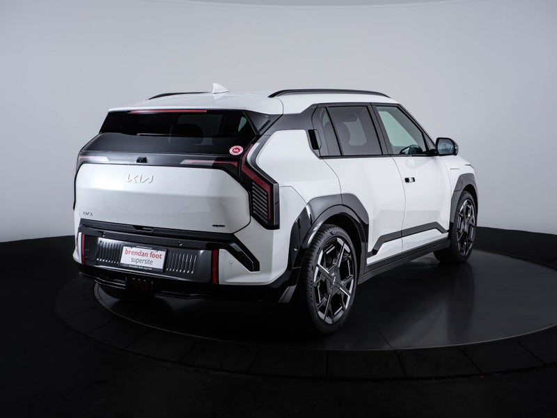 2026 Kia EV3 GT AWD LR image 3
