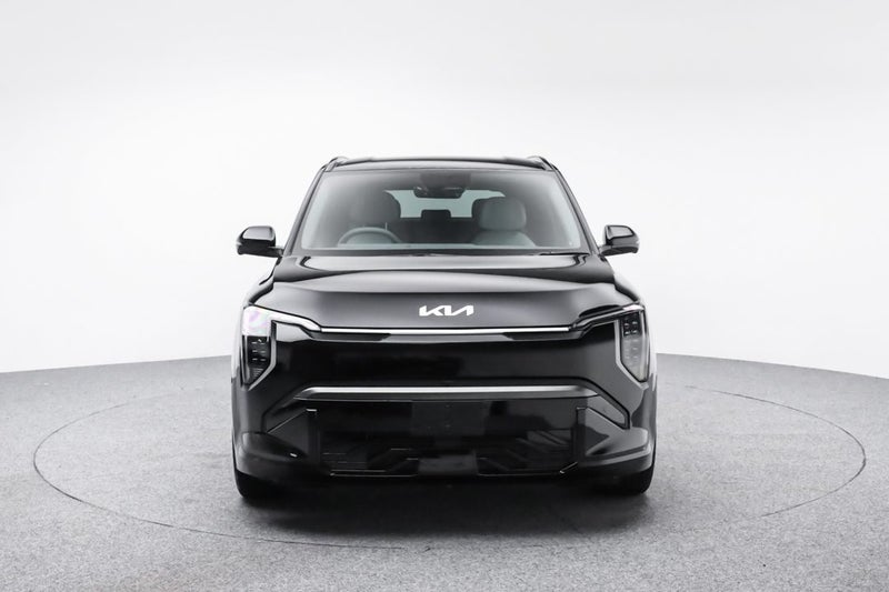 2026 Kia EV3 GT-Line FWD LR image 2