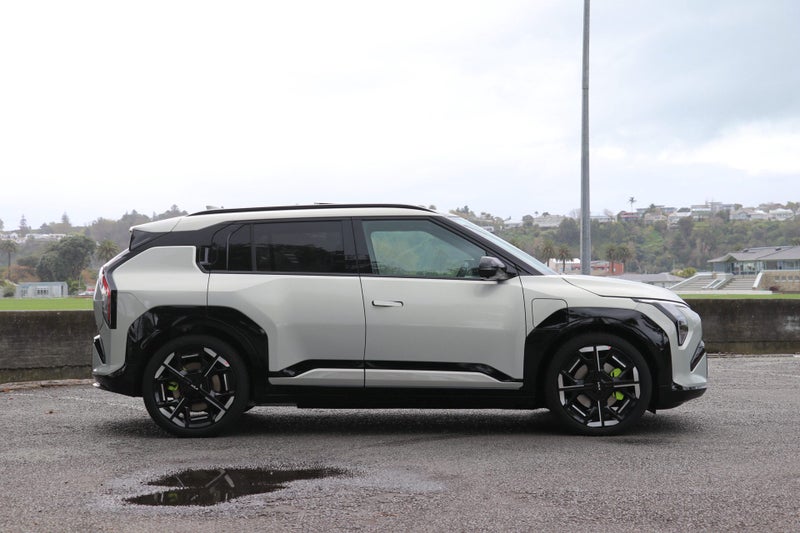 2026 Kia EV3 GT LR AWD 81kWh/EV image 3