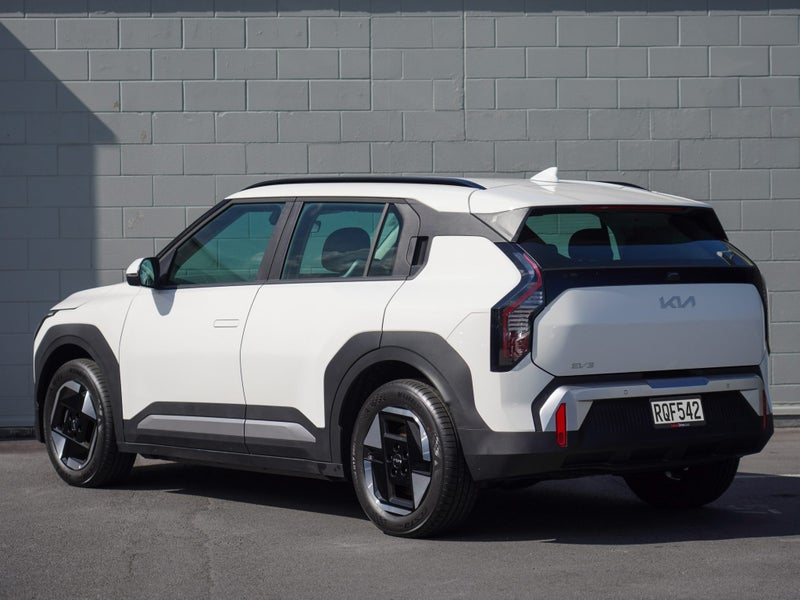 2026 Kia EV3 Light 2WD LR 81kWh 5Dr Wagon image 2