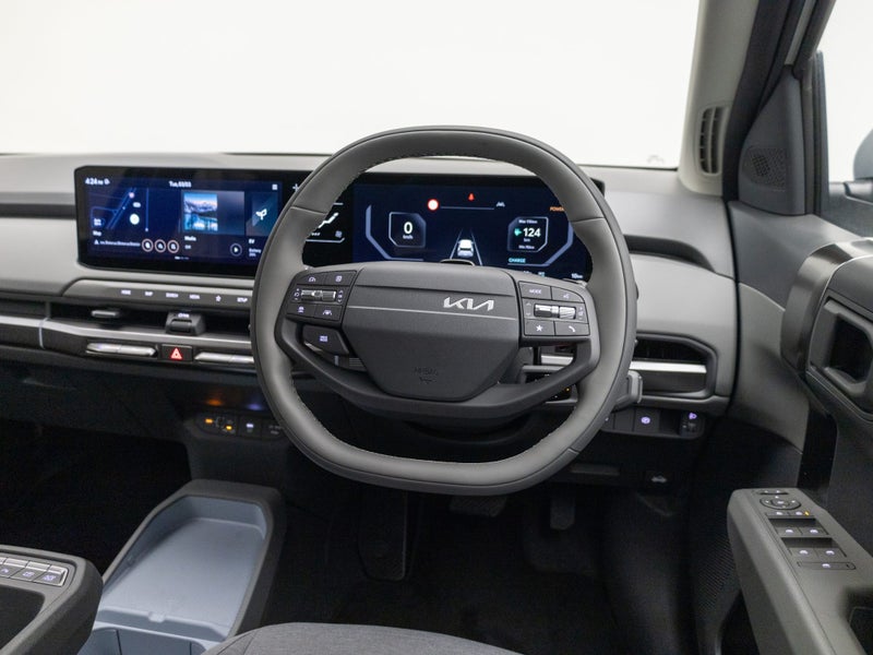 2026 Kia EV3 Light FWD LR image 2