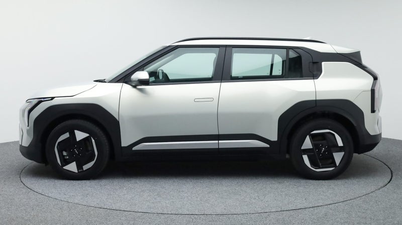 2026 Kia EV3 Light FWD LR image 5