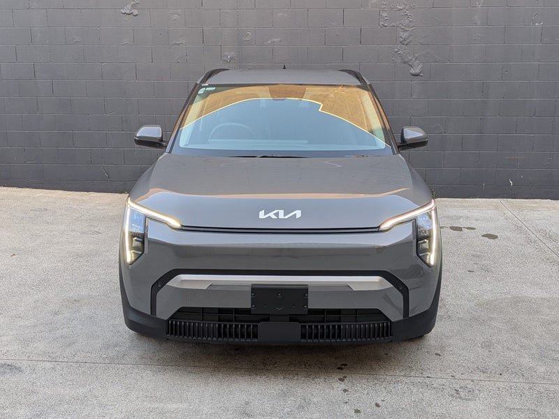 2026 Kia EV3 Light FWD SR image 2