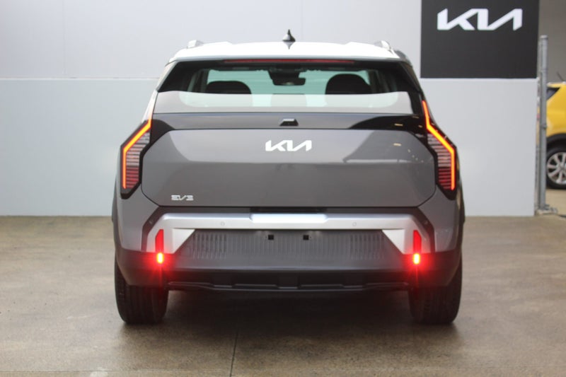 2026 Kia EV3 Light Long Range 2WD 81KWH image 4