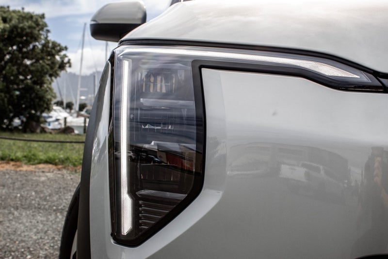 2026 Kia EV3 Light LR 2WD 81Kwh image 5