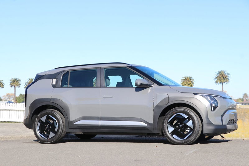 2026 Kia EV3 LIGHT LR 2WD 81KWH image 3