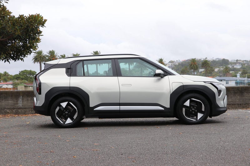 2026 Kia EV3 LIGHT LR 2WD 81KWH image 3