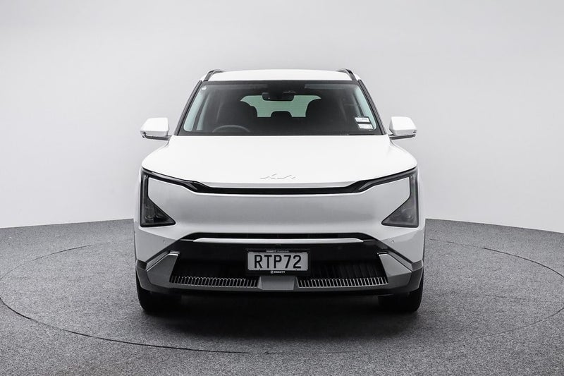 2026 Kia EV5 Earth AWD LR image 2