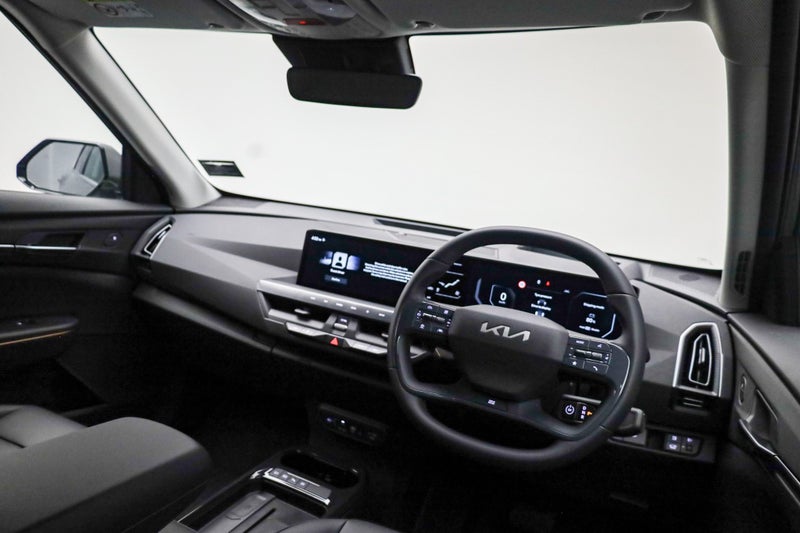 2026 Kia EV5 Earth AWD LR image 3